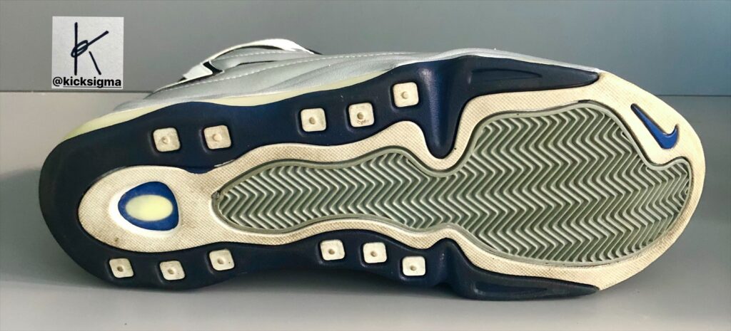 The Nike Air Total Max Uptempo "Euro exclusive" colorway, bottom view. 