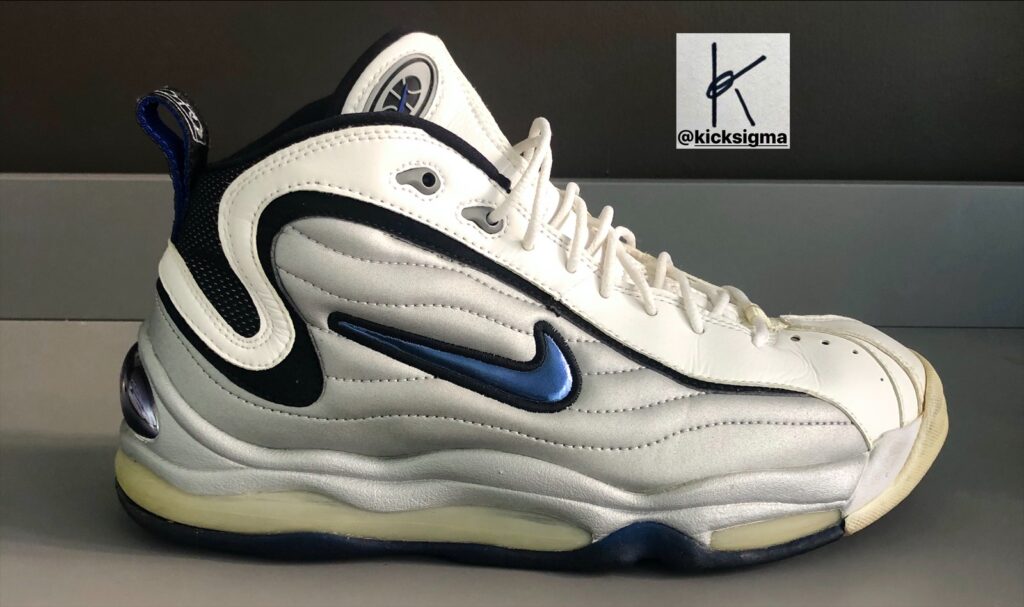 The Nike Air Total Max Uptempo "Euro exclusive" colorway, lateral view. 