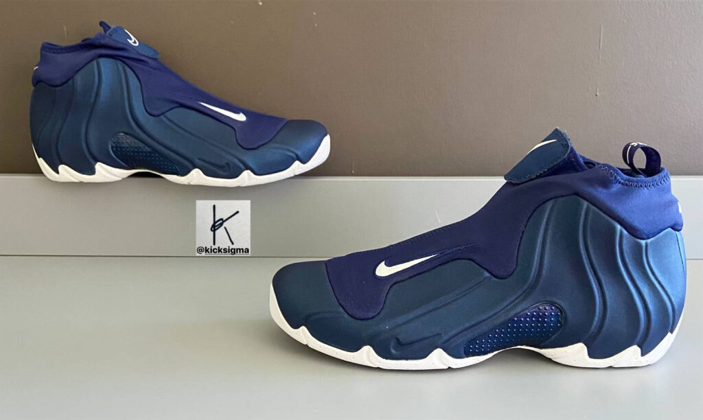 The Nike Flightposite, navy colorway, lateral view. 